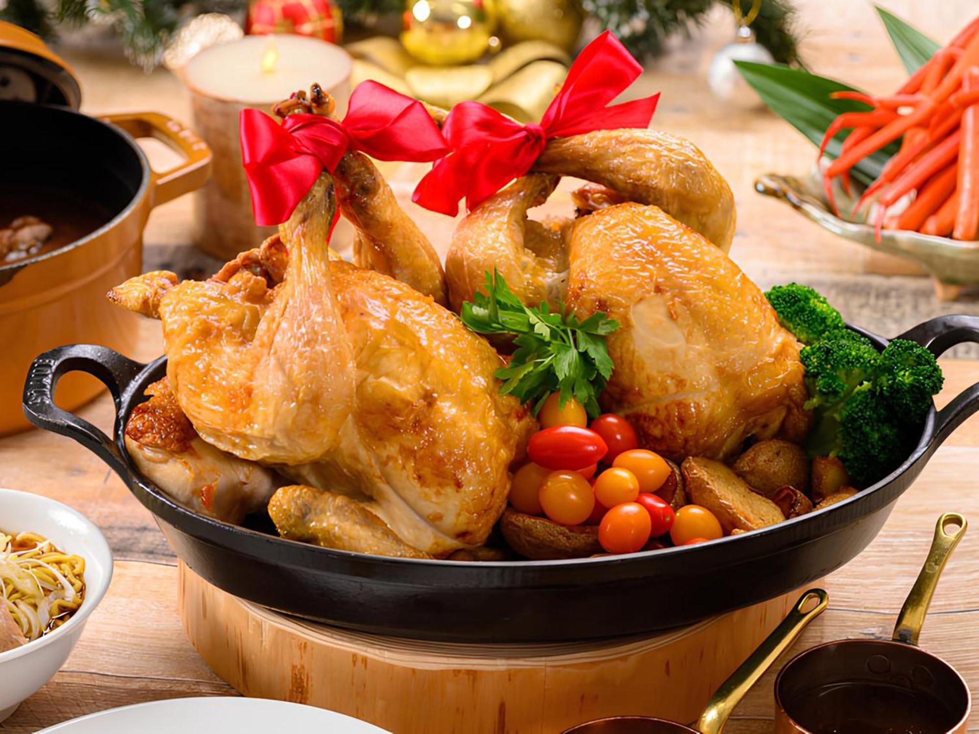 Shin Furano Prince Hotel 외부 사진 A whole roasted chicken
