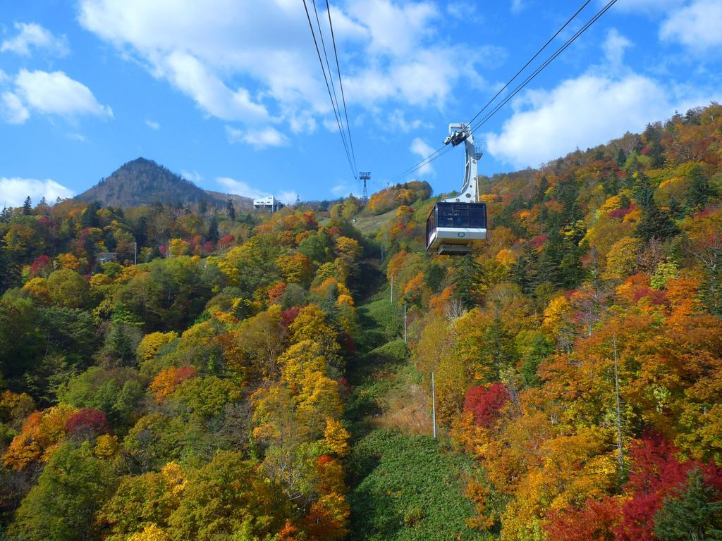 Shin Furano Prince Hotel 외부 사진 The cable car