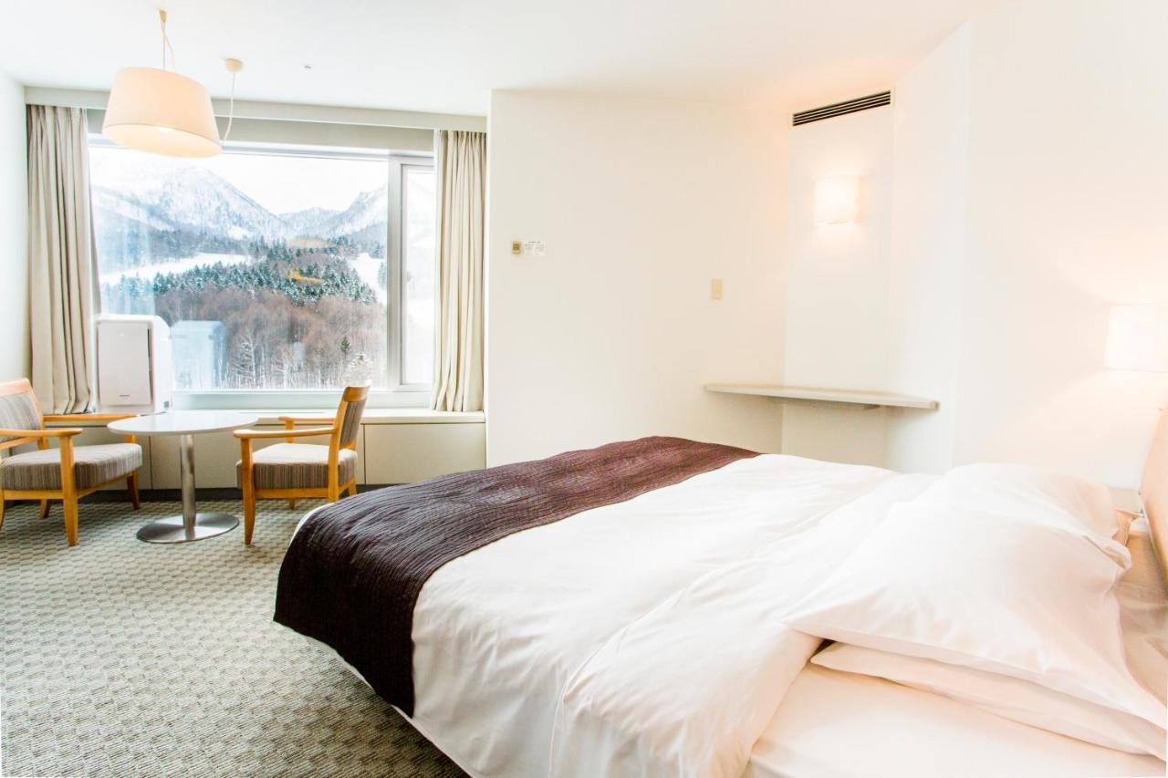 Shin Furano Prince Hotel 외부 사진 A room at the hotel
