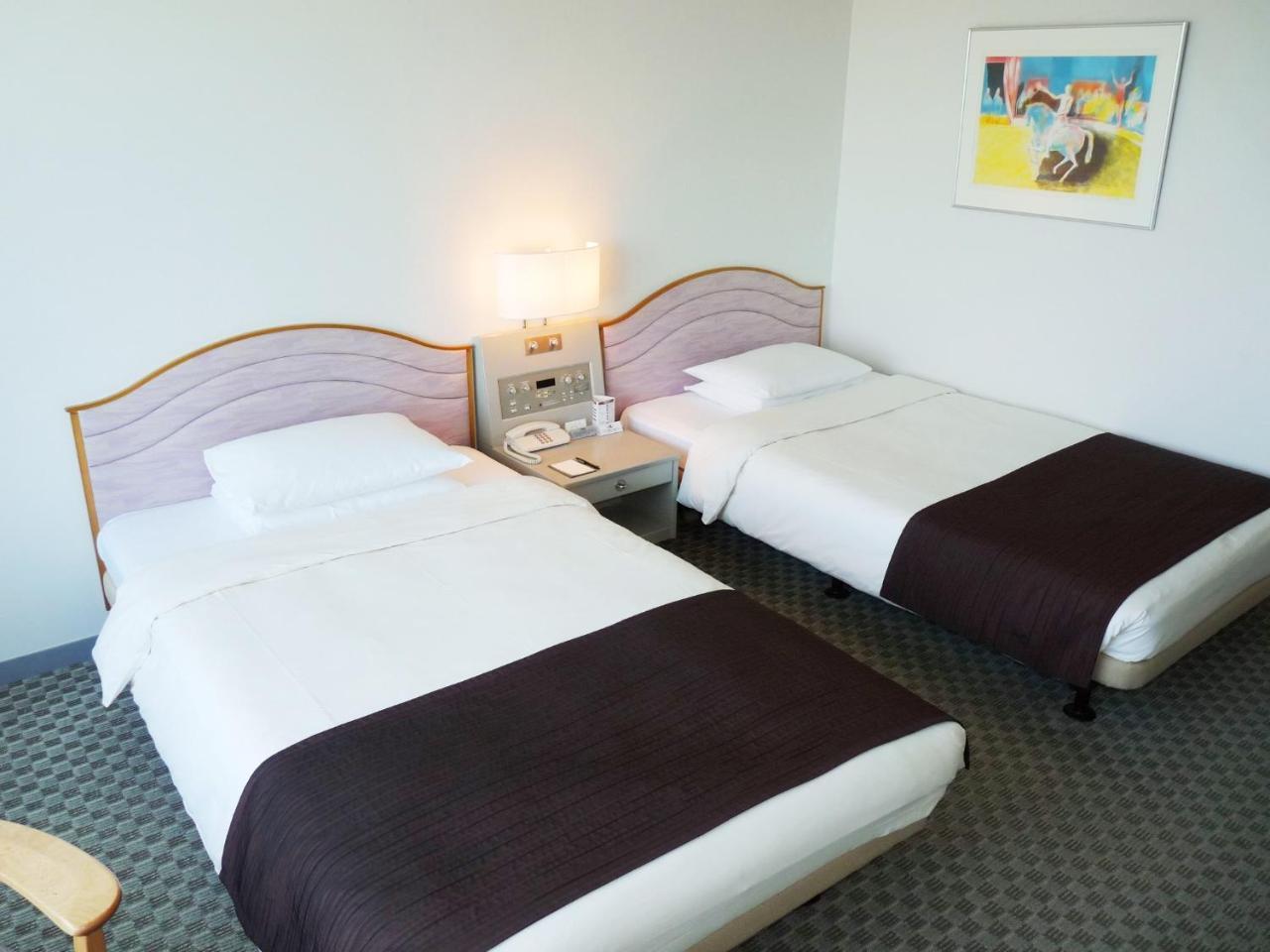 Shin Furano Prince Hotel 외부 사진 A room at the hotel